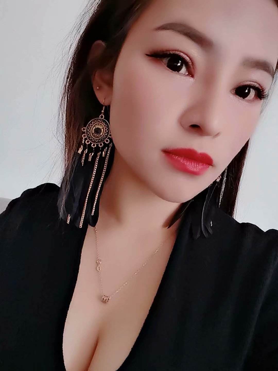 台江万达 长发小美女   在校生